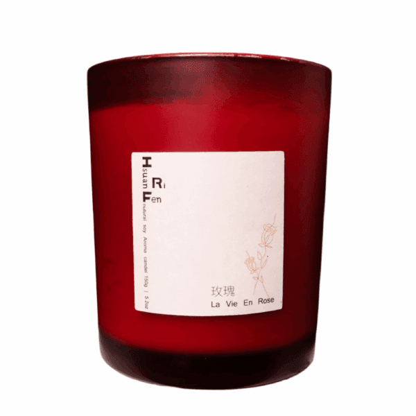 La Vie En Rose Scented Candle - 150 g